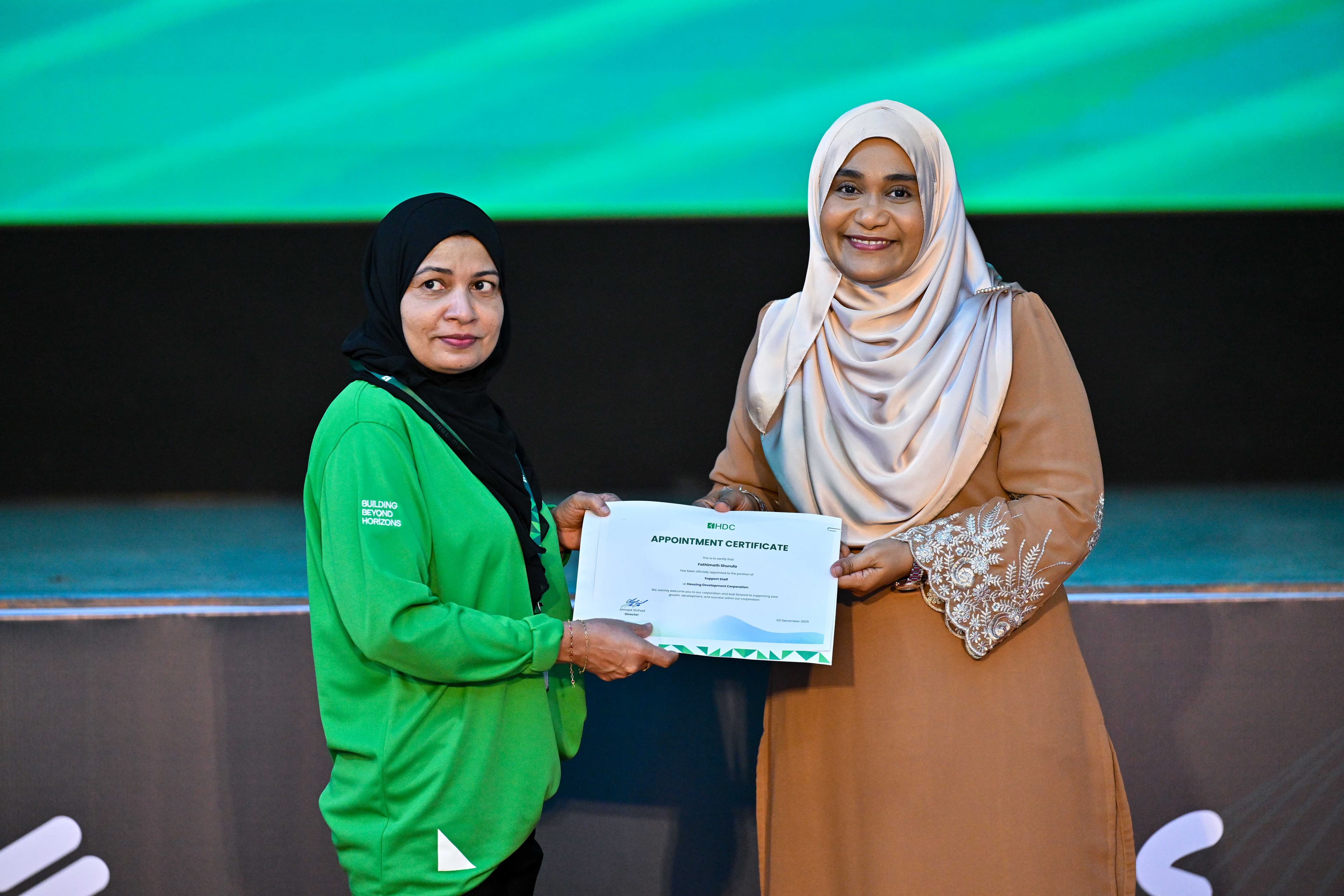 ފަސްޓް ލޭޑީ އެޗް.ޑީ.ސީގެ "އެޗް.ޑީ.ސީ އާއެކު" ރަސްމިއްޔާތު ޝަރަފުވެރިކޮށްދެއްވުން