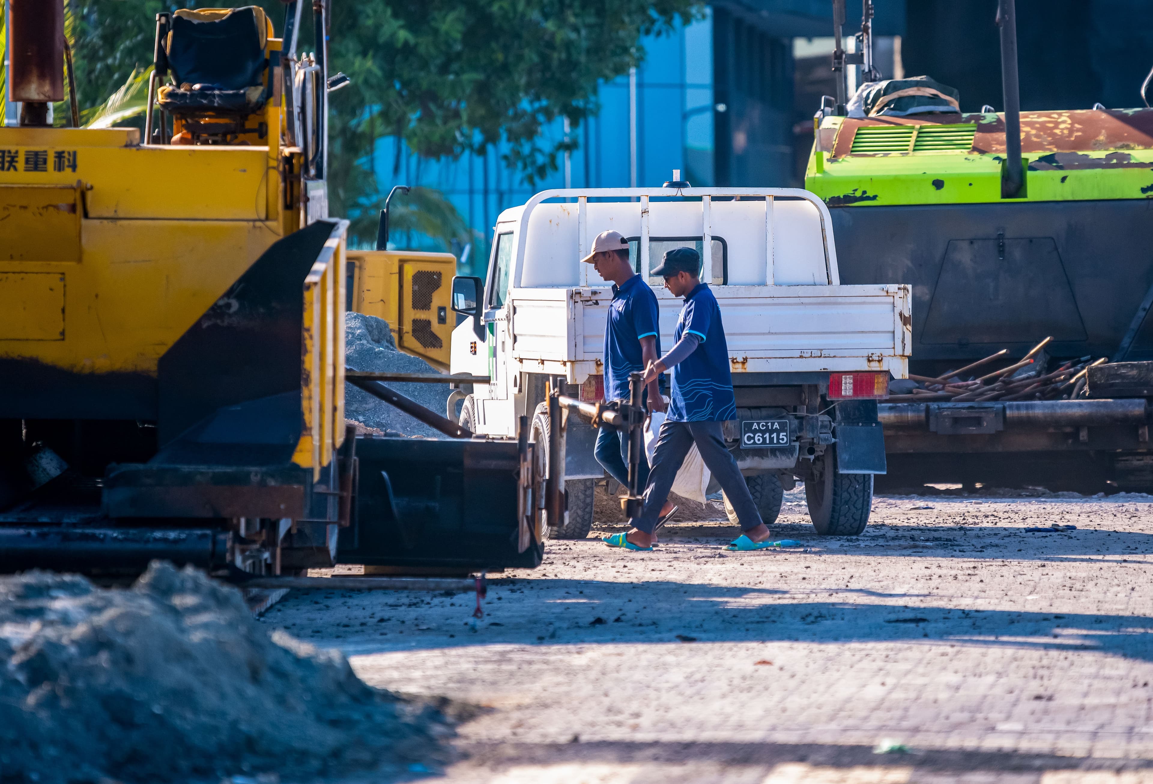 ބޭރުމަގުގެ ފުރަތަމަ ބައި ނިންމައި ހުޅުވަނީ