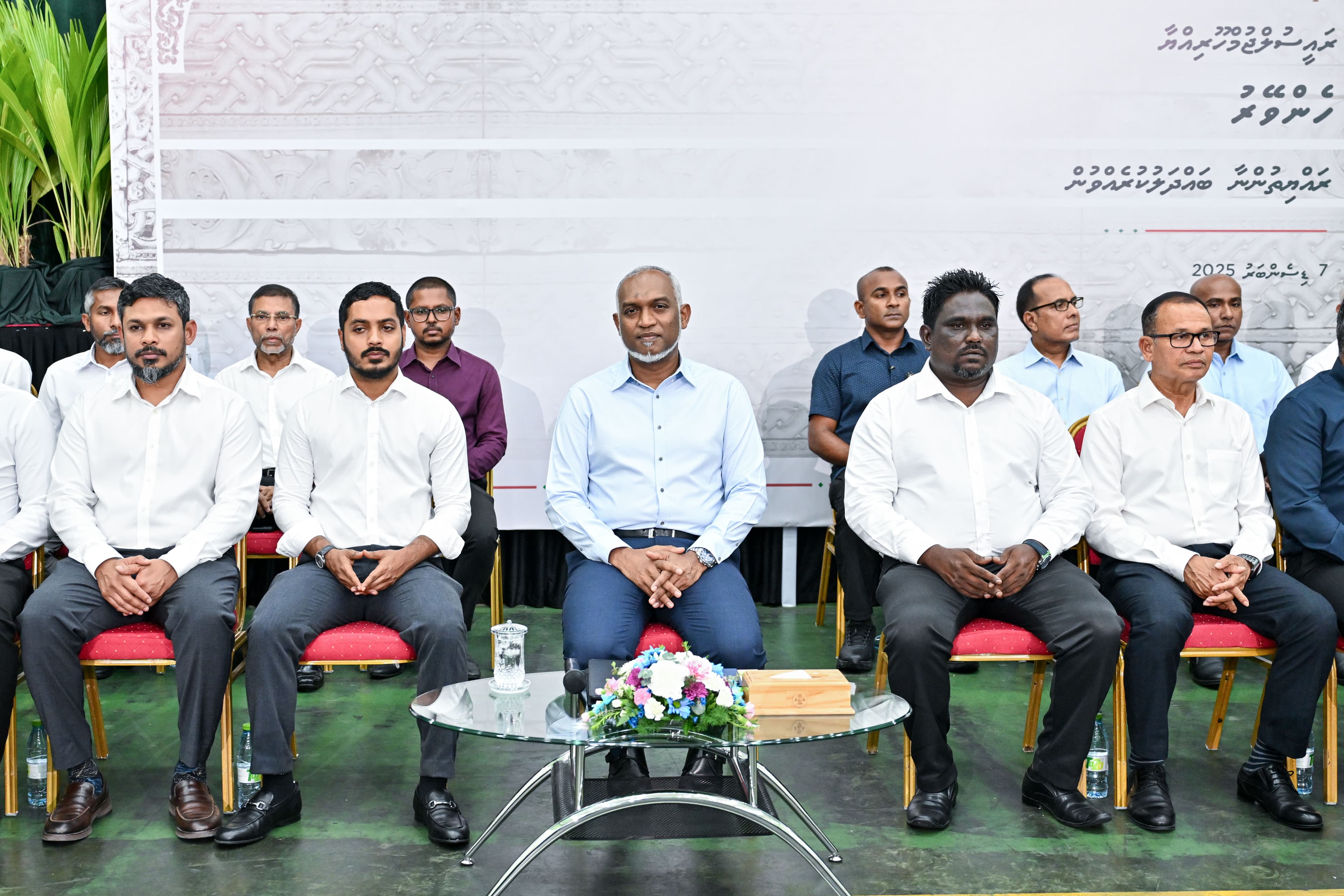 ވިލިމާލެއާ އެކު ހަތަރު ސަރަހައްދެއްގައި ޕާކިން ބިލްޑިން އަޅާނެ: ރައީސް