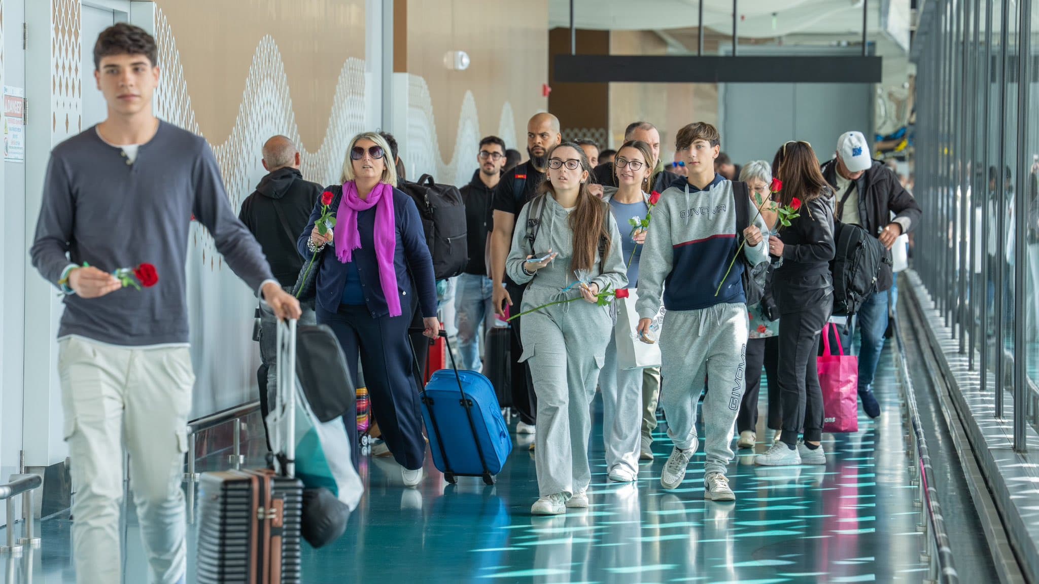 މިއަހަރު މިހާތަނަށް ރާއްޖެ އައި ފަތުރުވެރިންގެ އަދަދު 170،000 އަށްވުރެ މައްޗަށް